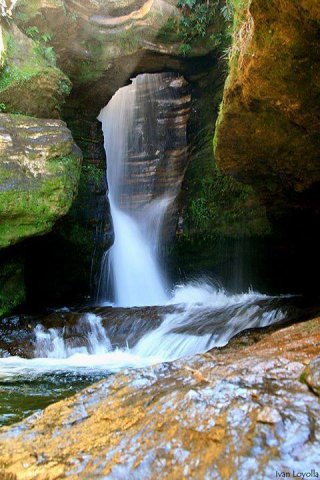Cachoeira da Pedra Furada ou do Funil