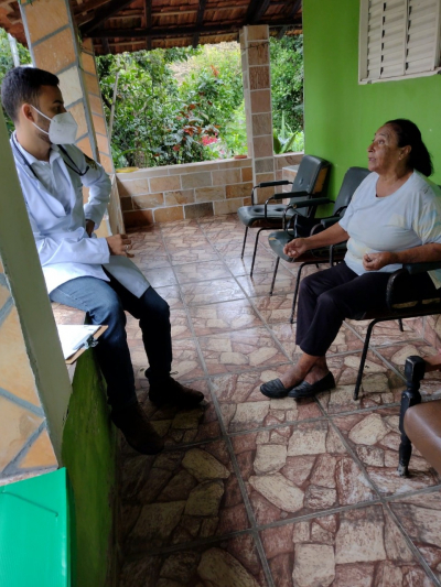 Equipe do projeto &#039;Saúde com Você&#039; realiza atendimento na comunidade do Ribeirãozinho