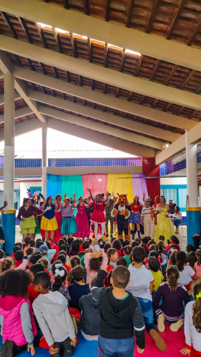 Escolas municipais comemoram a Semana da Criança